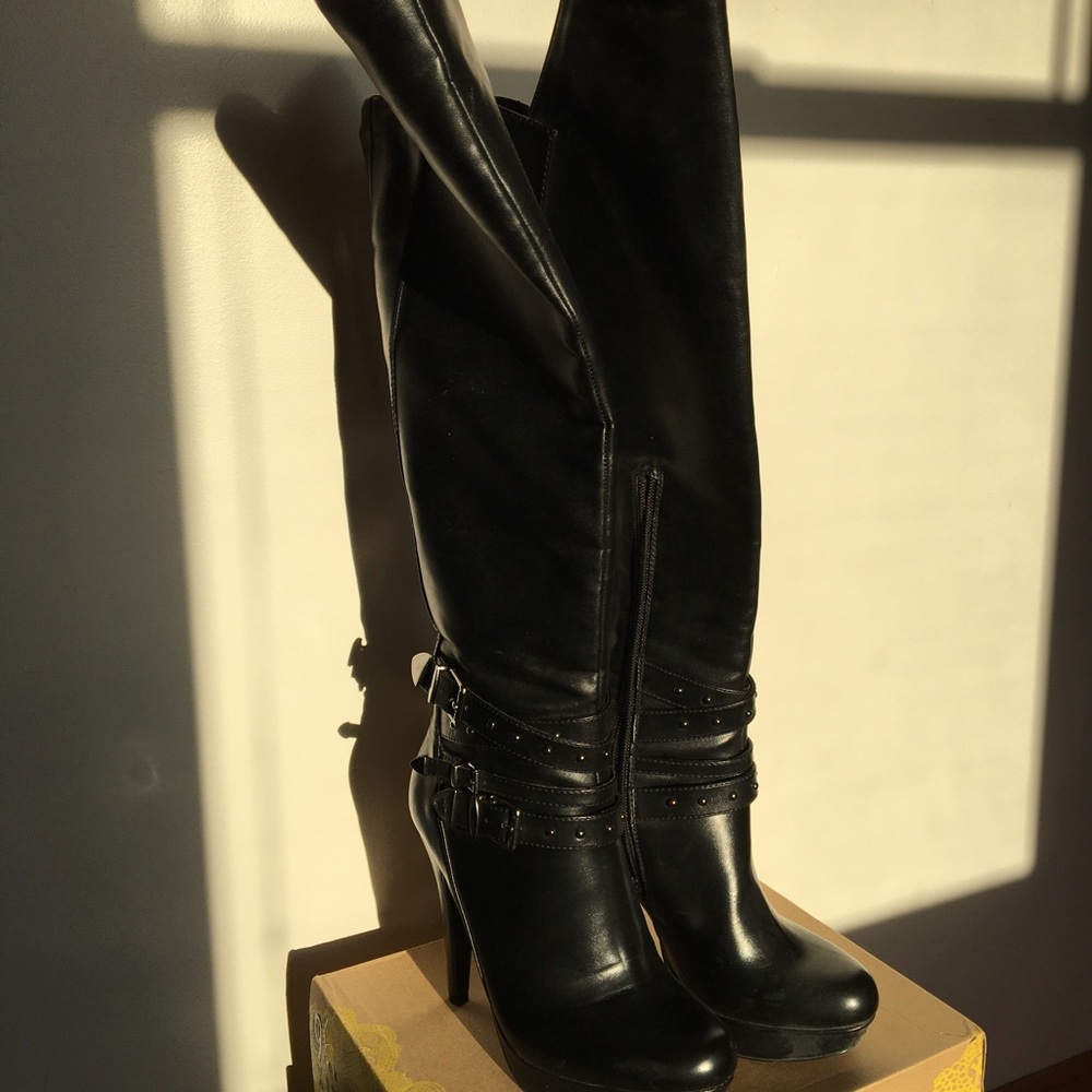 Guess knee high boots